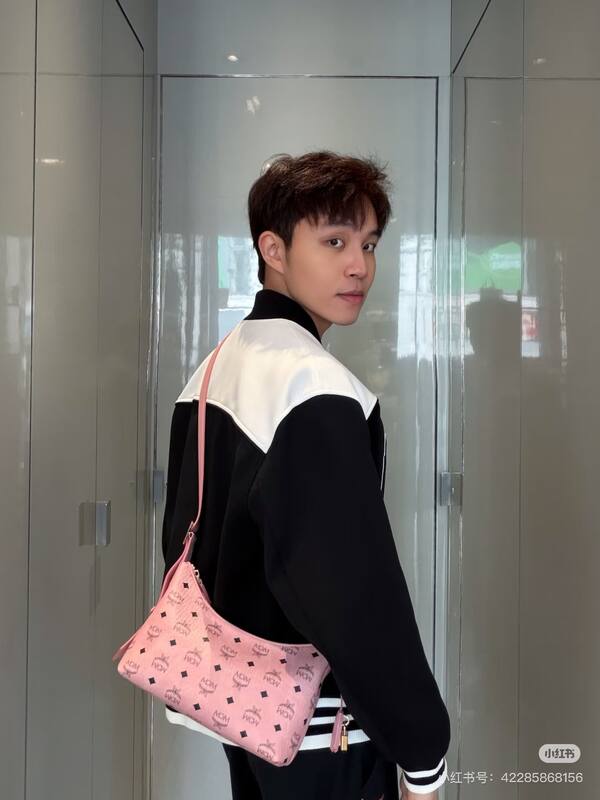 MCM Visetos shoulder bag — Premium Replica