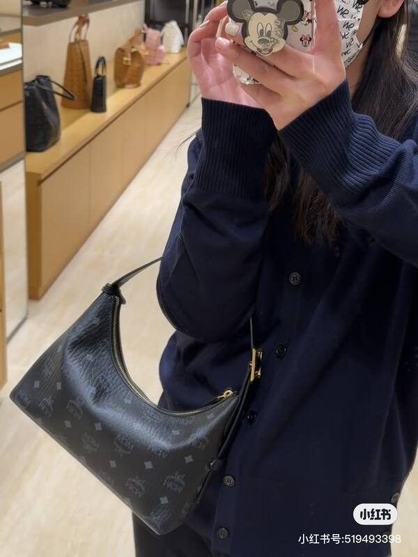 MCM Visetos shoulder bag — Premium Replica