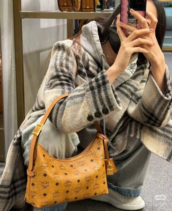MCM Visetos shoulder bag — Premium Replica