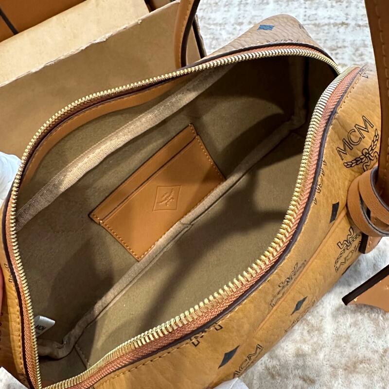 MCM Monogram 25x18x10cm shoulder bag — 1:1 Replica