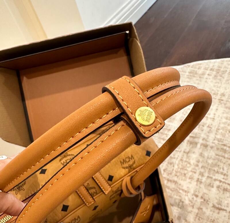 MCM Monogram 25x18x10cm shoulder bag — 1:1 Replica