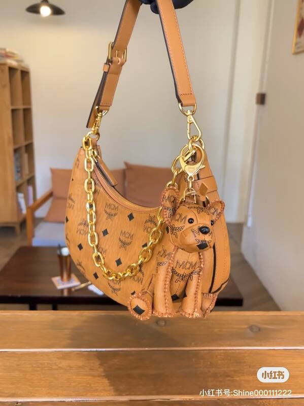 MCM Visetos 25x18x10cm shoulder bag — AAA Quality Replica