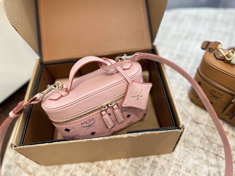 MCM Monogram shoulder bag — Premium Replica