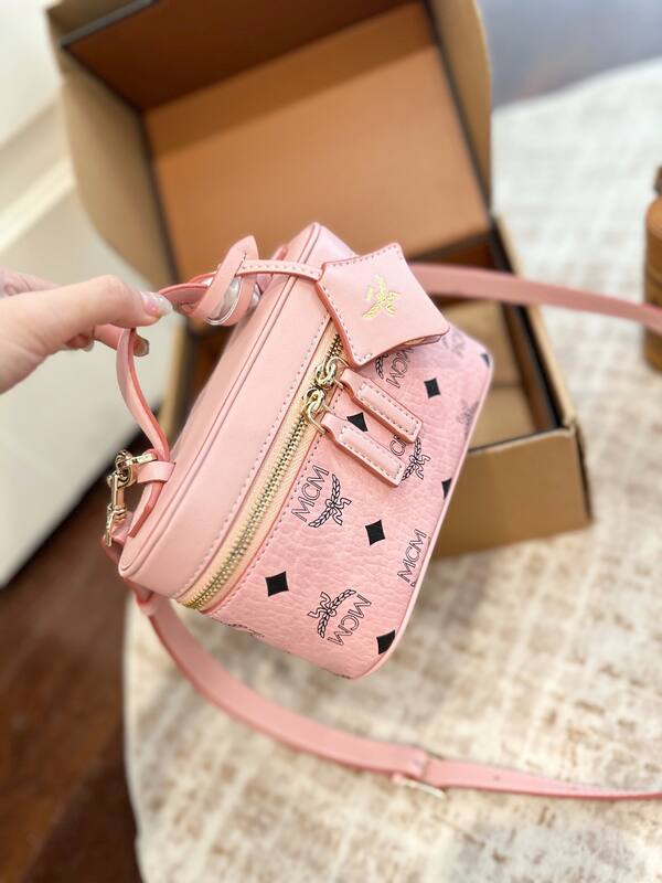 MCM Monogram shoulder bag — Premium Replica