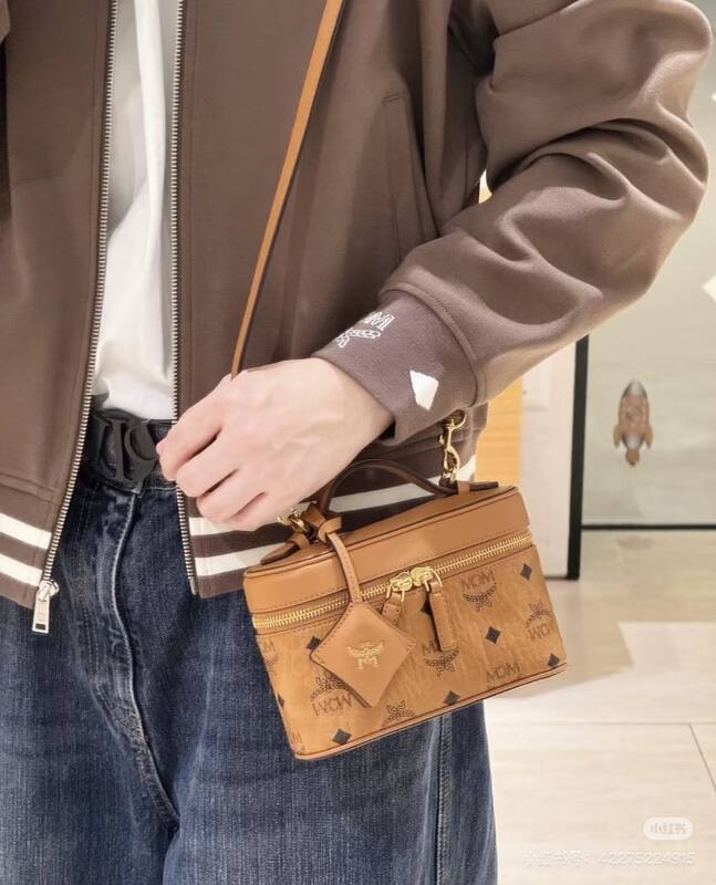 MCM Visetos shoulder bag — 1:1 Replica