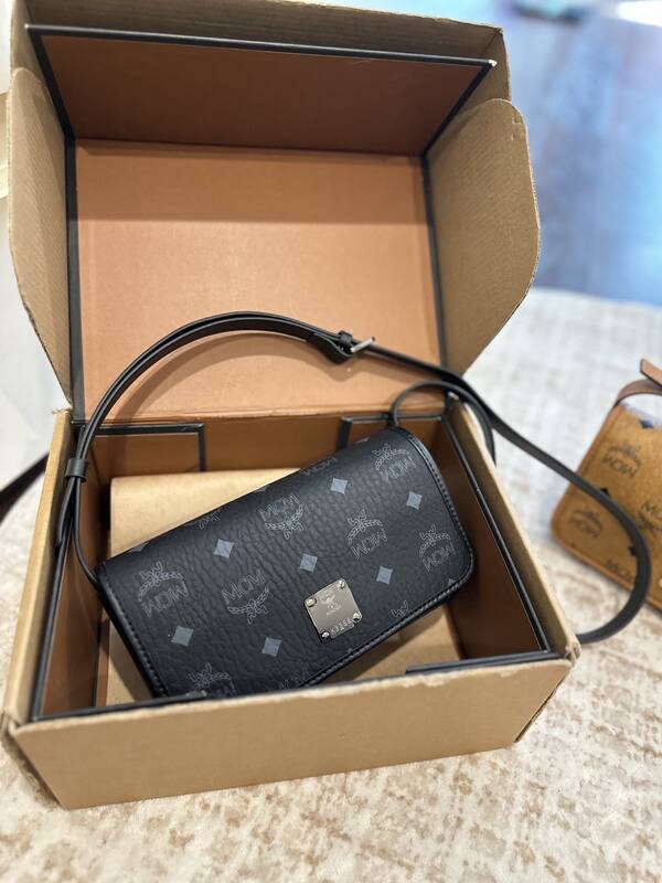 MCM Monogram 25x18x10cm shoulder bag — AAA Quality Replica