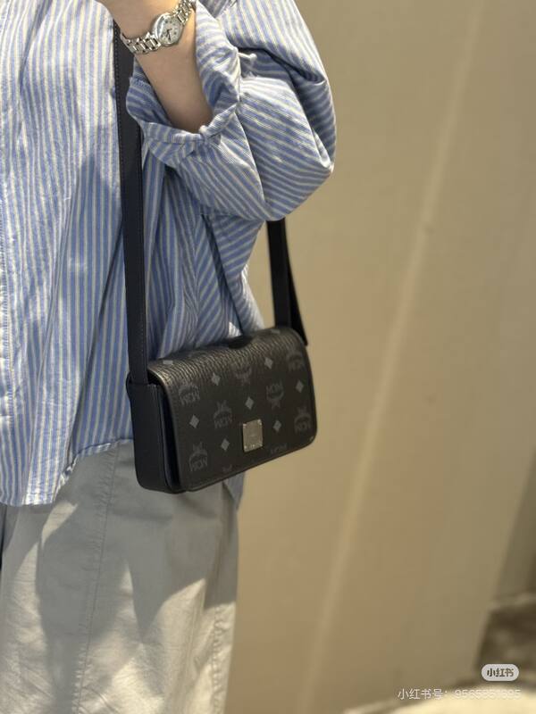 MCM Visetos shoulder bag — Premium Replica