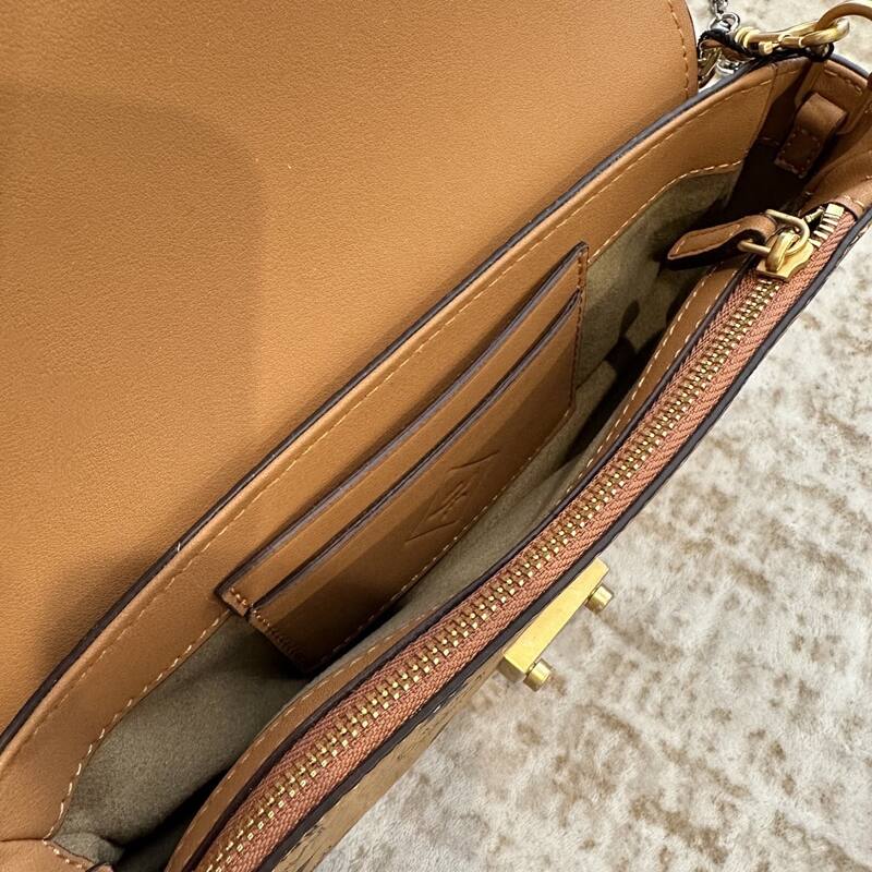 MCM Monogram 25x18x10cm shoulder bag — Top Quality Replica