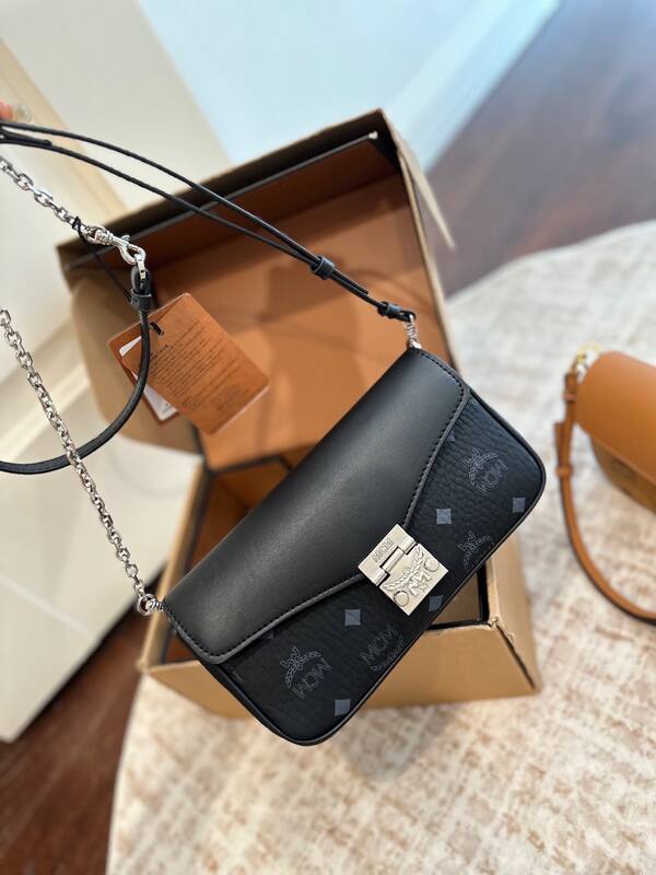 MCM Monogram 25x18x10cm shoulder bag — AAA Quality Replica