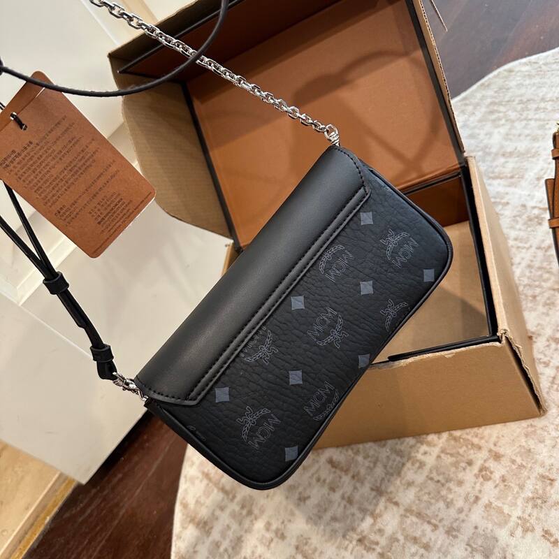 MCM Monogram 25x18x10cm shoulder bag — AAA Quality Replica