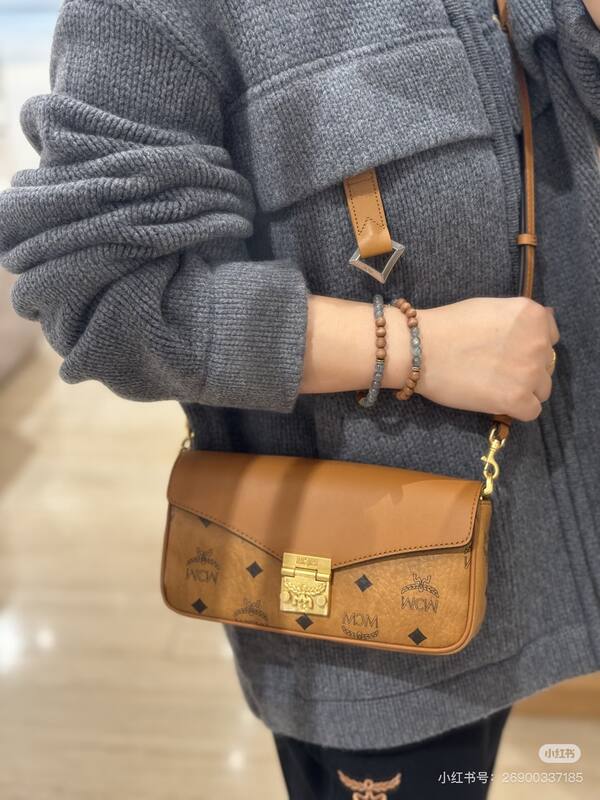 MCM Monogram 25x18x10cm shoulder bag — Top Quality Replica