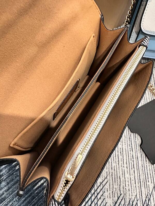 Coach White shoulder bag — 1:1 Replica