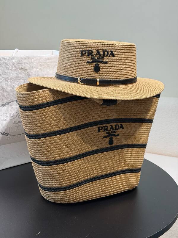Prada Black shoulder bag — AAA Quality Replica