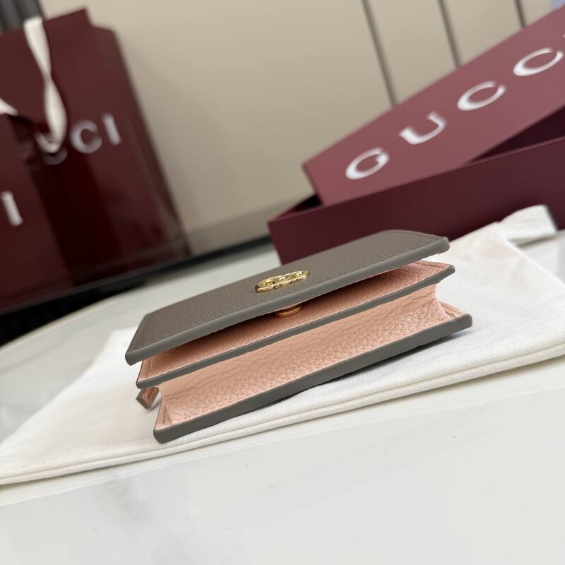 Gucci GG Marmont Taupe card holder — AAA Quality Replica
