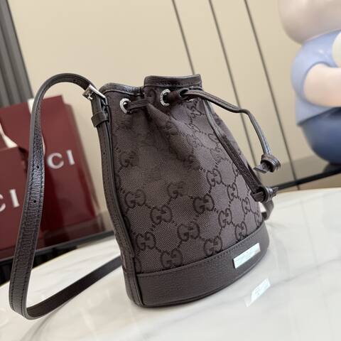 Gucci Brown GG canvas crossbody 1 1 Replica