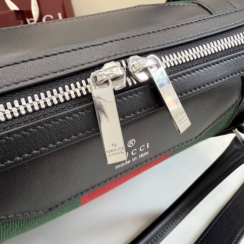 Gucci Black leather with green and red Web stripe work — Top Quality Replica