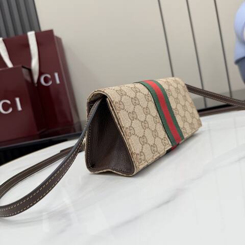 Gucci Beige GG Supreme canvas with green-red-green stripe crossbody 1 1 Replica