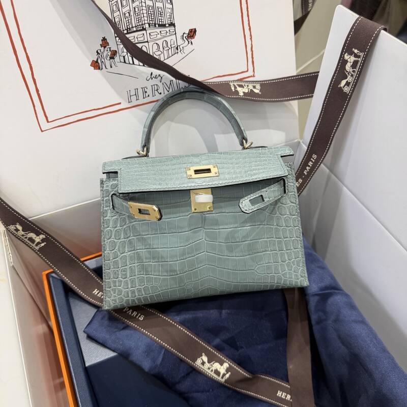 Hermes Kelly 19 Pink lizard top handle — Premium Replica