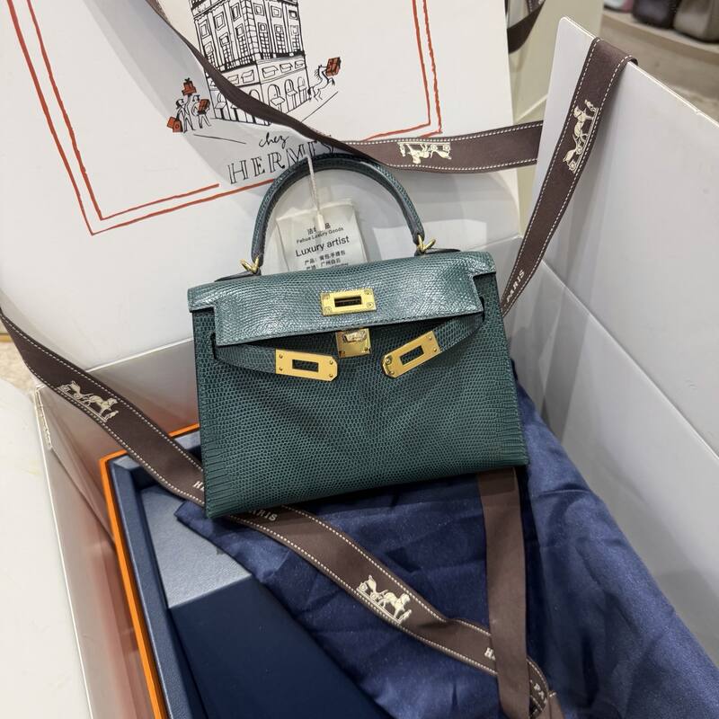 Hermes Kelly 19 Pink lizard top handle — Premium Replica