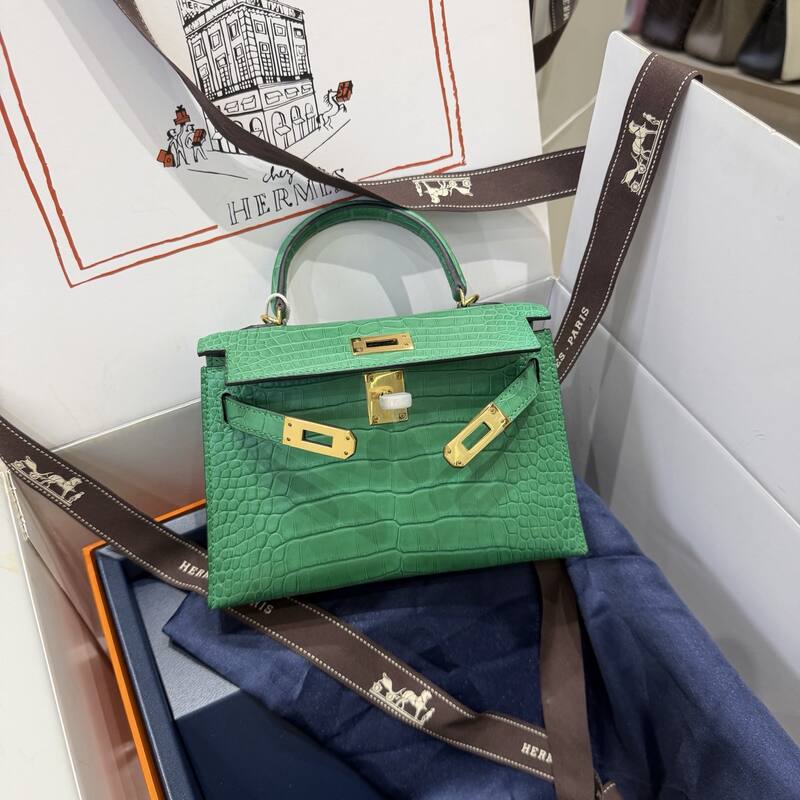 Hermes Kelly 19 Pink lizard top handle — Premium Replica