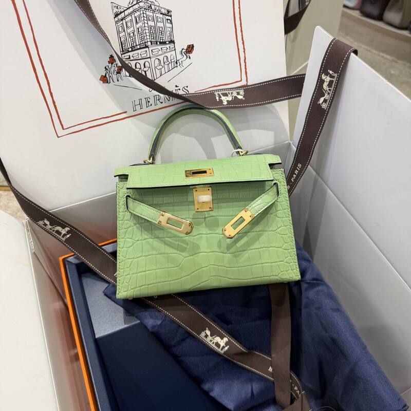 Hermes Kelly 19 Pink lizard top handle — Premium Replica