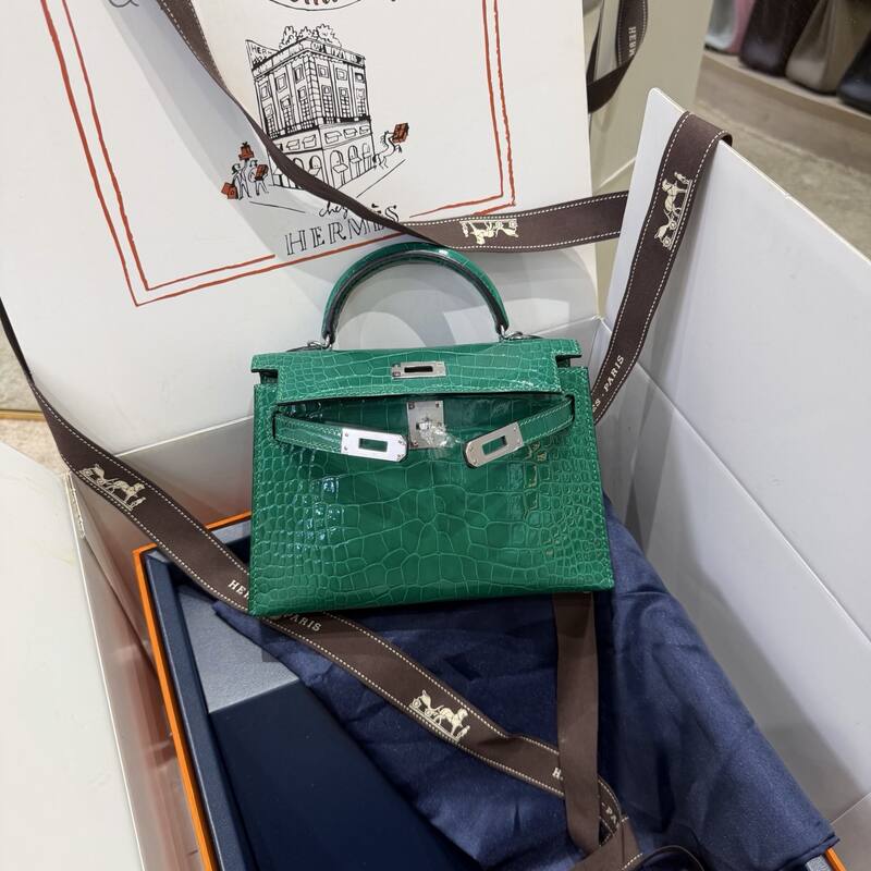 Hermes Kelly 19 Pink lizard top handle — Premium Replica