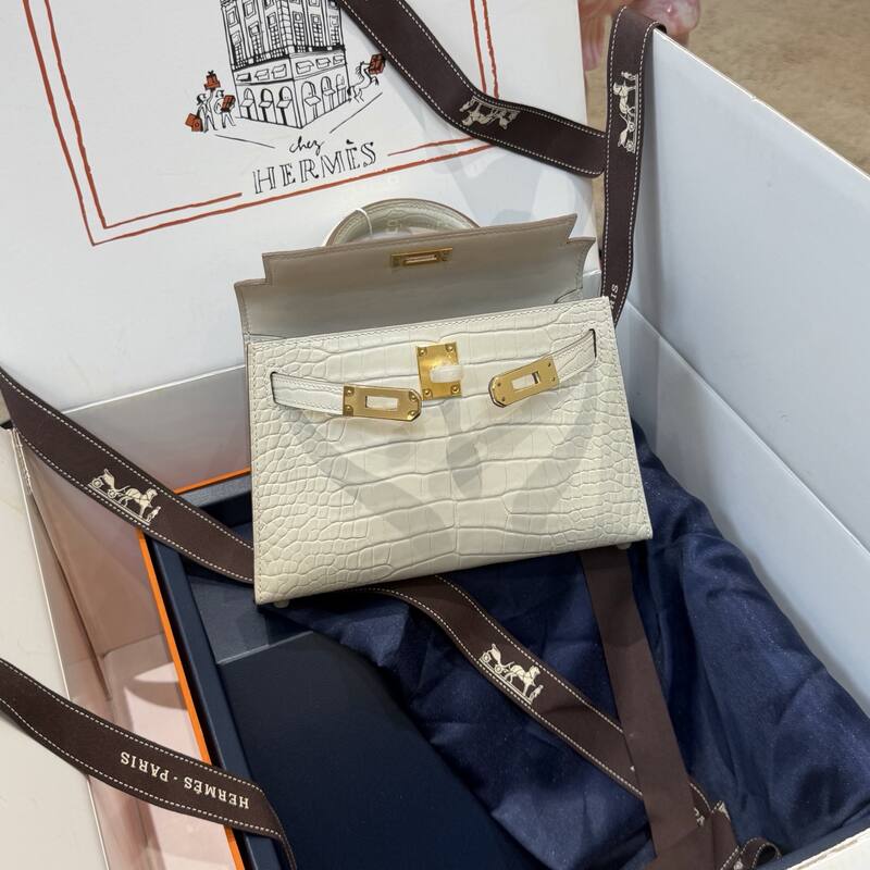 Hermes Kelly 19 Pink lizard top handle — Premium Replica