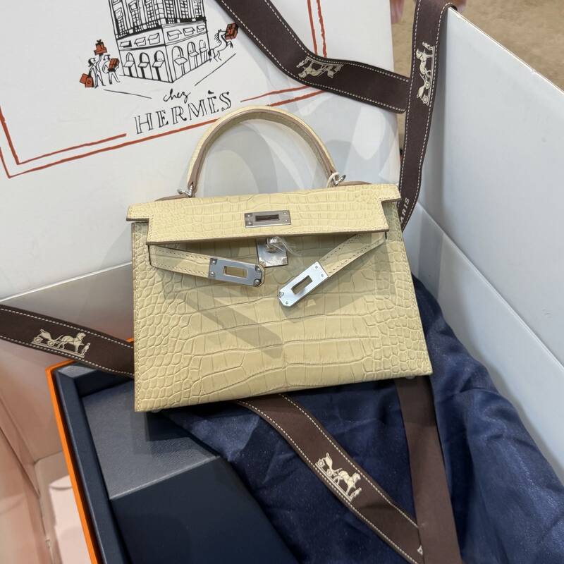 Hermes Kelly 19 Pink lizard top handle — Premium Replica