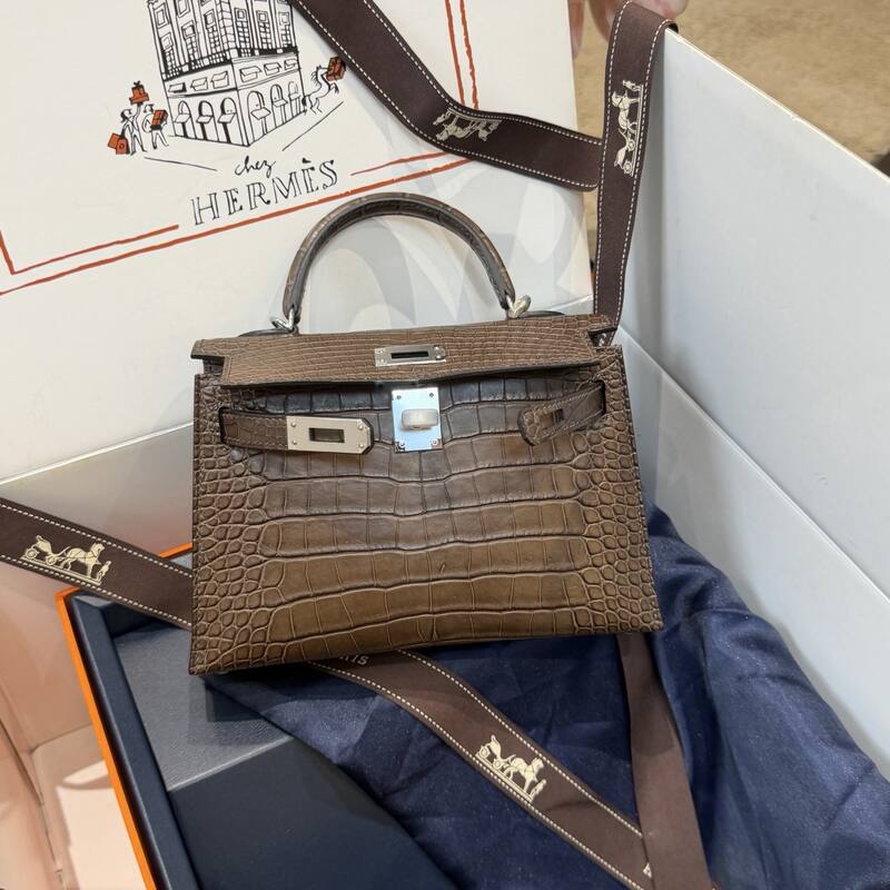 Hermes Kelly 19 Pink lizard top handle — Premium Replica