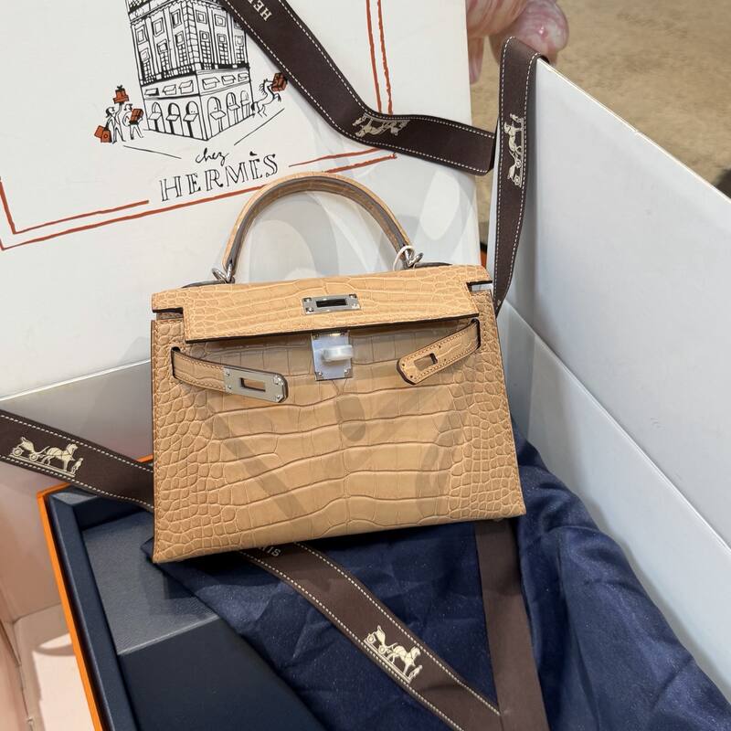 Hermes Kelly 19 Pink lizard top handle — Premium Replica