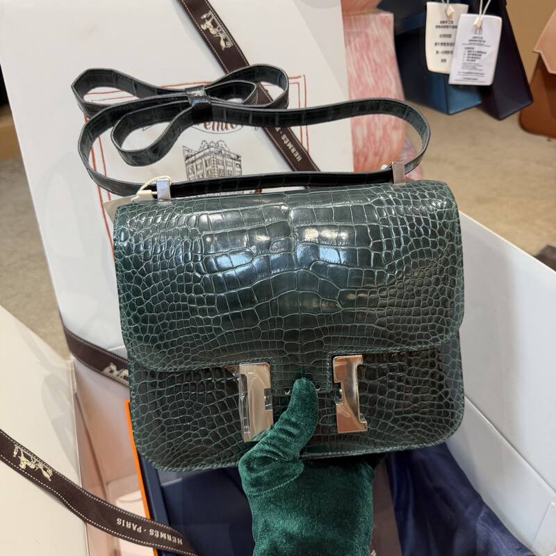 Hermes Dark Brown Crocodile crossbody — 1:1 Replica