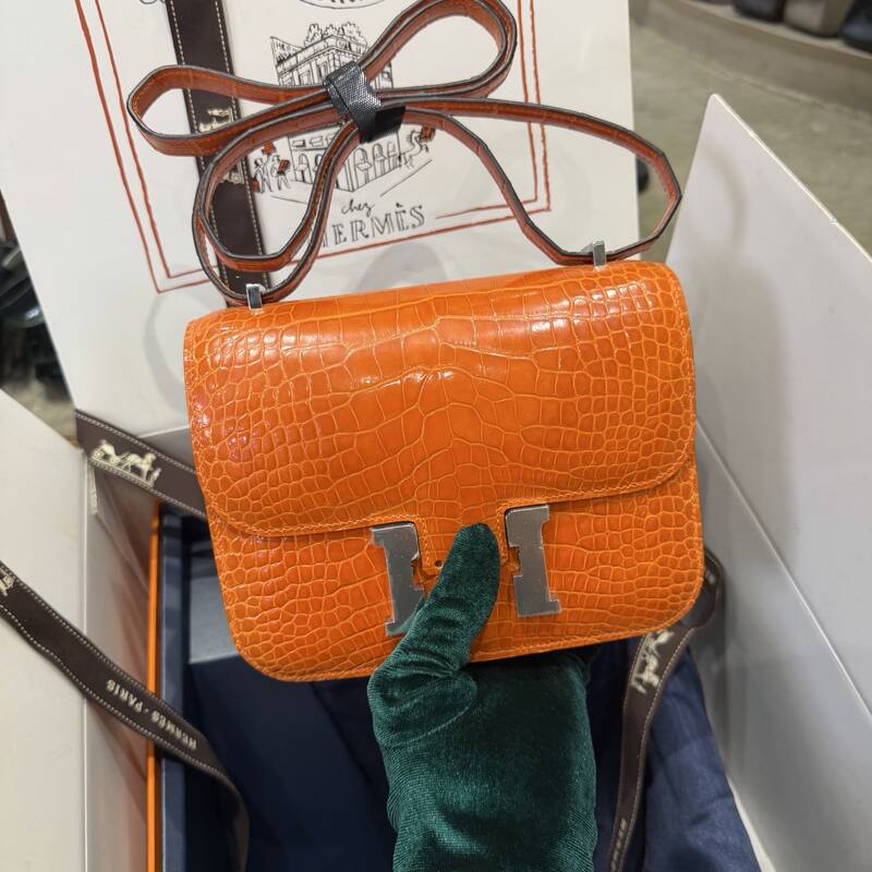Hermes Constance 19 Pink lizard shoulder — AAA Quality Replica