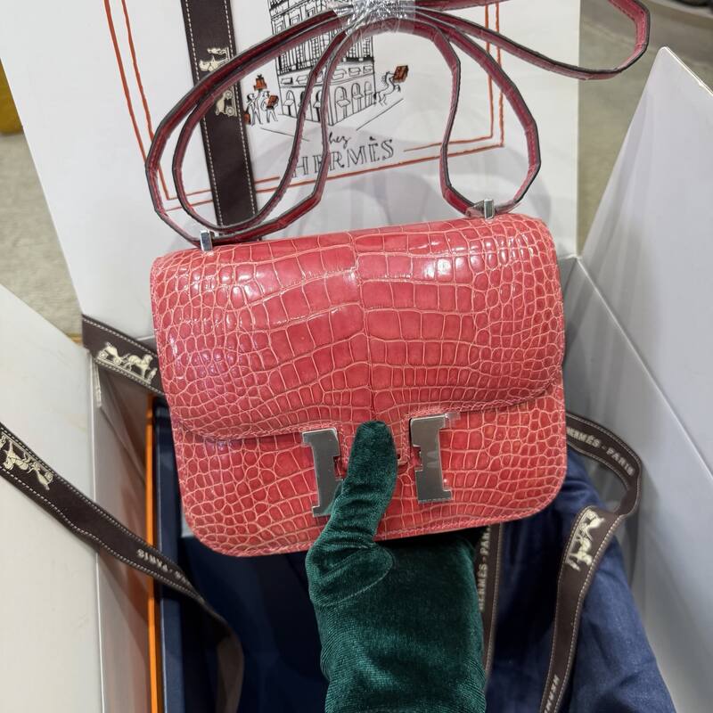 Hermes Constance 19 Pink lizard shoulder — AAA Quality Replica