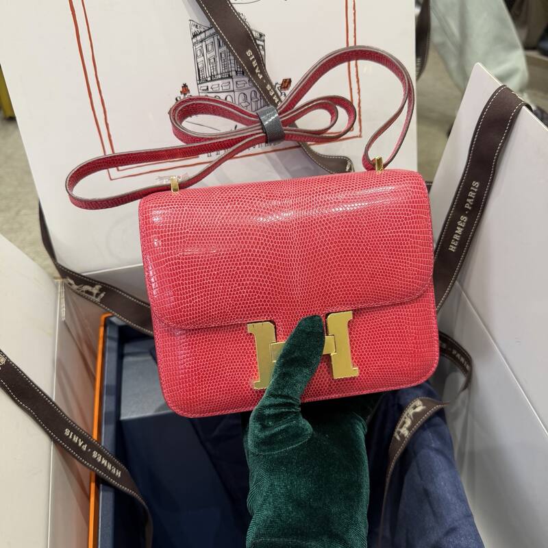 Hermes Constance 19 Pink lizard shoulder — AAA Quality Replica