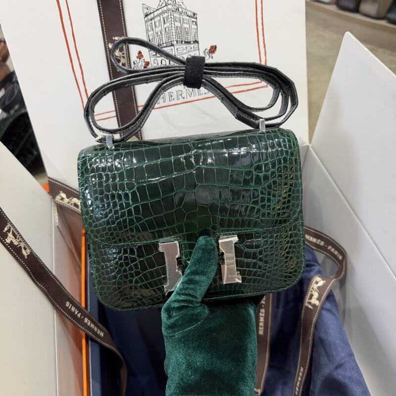 Hermes Constance 19 Pink lizard shoulder — AAA Quality Replica