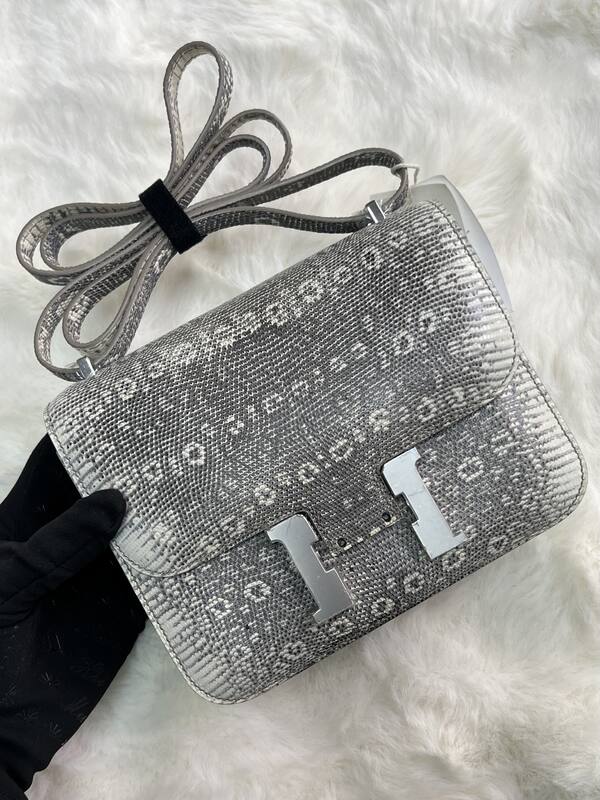 Hermes Constance 19 Pink lizard shoulder — AAA Quality Replica
