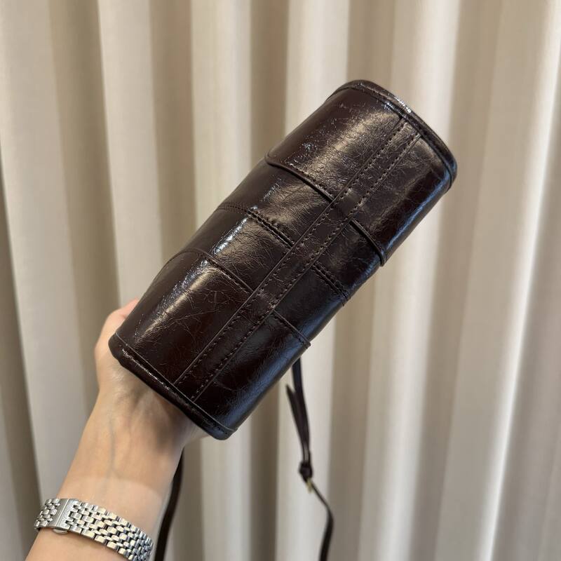 Prada Brown 25x18x10cm shoulder bag — Top Quality Replica