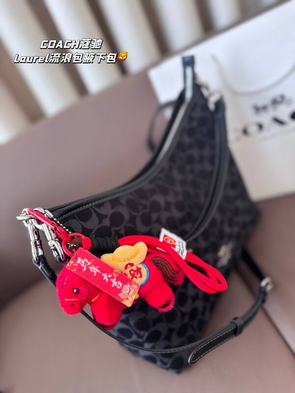 Coach Black shoulder bag — 1:1 Replica