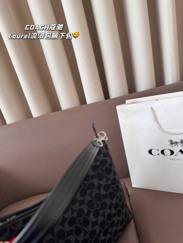 Coach Black shoulder bag — 1:1 Replica