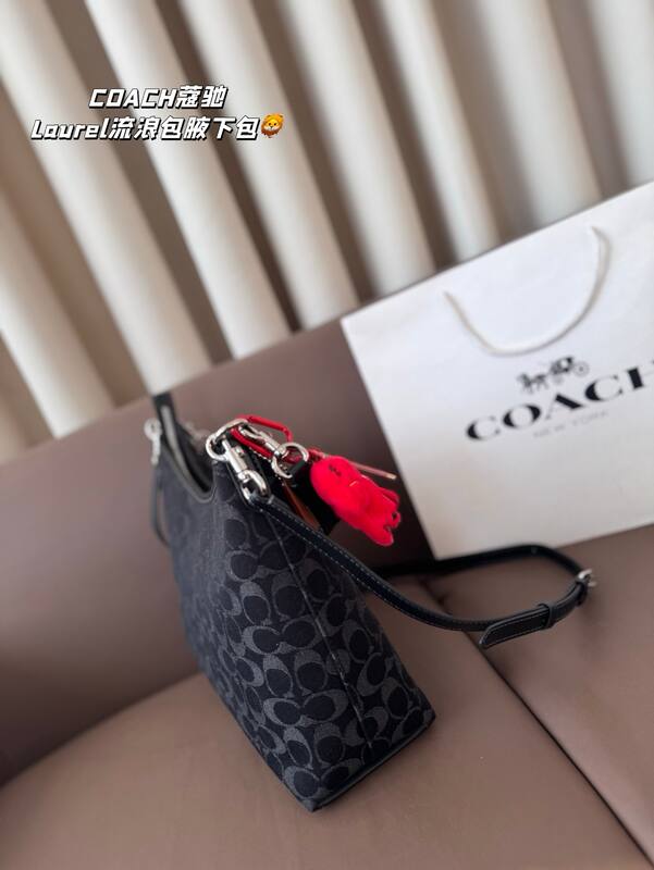 Coach Black shoulder bag — 1:1 Replica