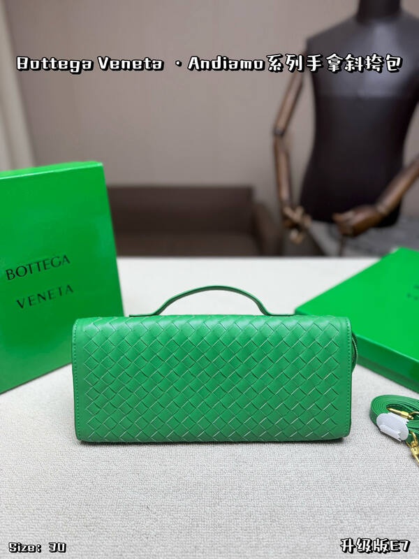 Bottega Veneta Green shoulder bag — Premium Replica