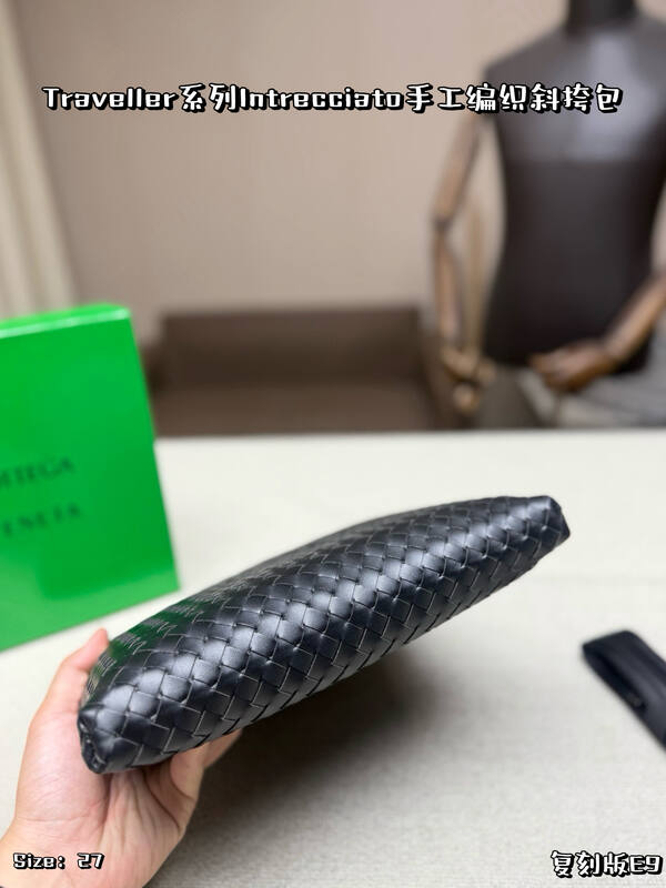 Bottega Veneta Black shoulder bag — 1:1 Replica