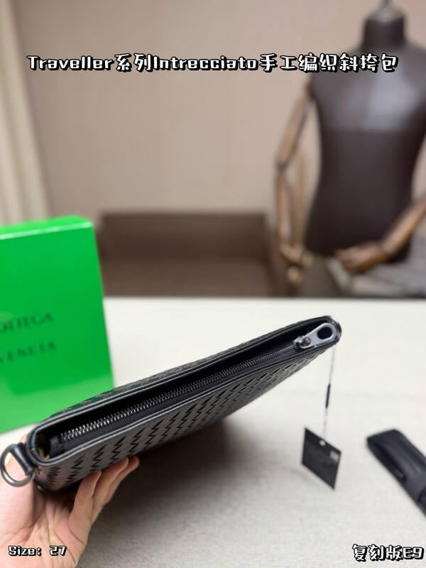 Bottega Veneta Black shoulder bag — 1:1 Replica