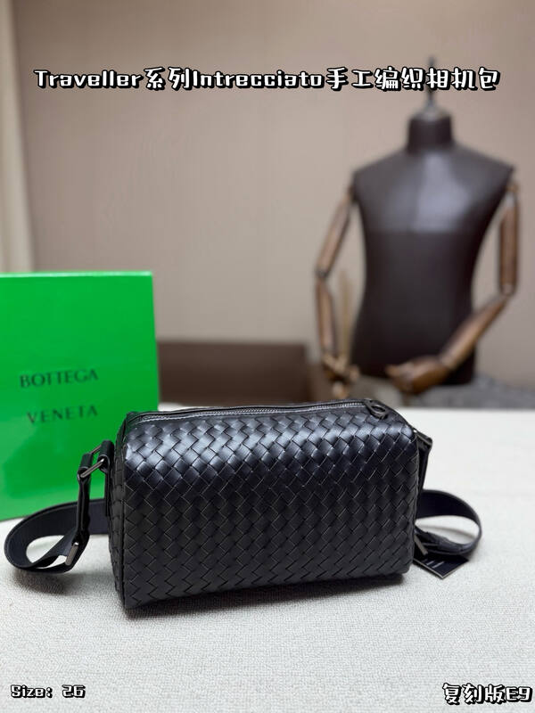 Bottega Veneta Calfskin shoulder bag — Premium Replica