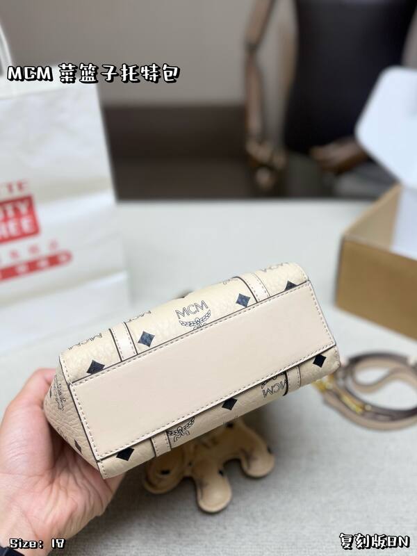 MCM Toni Visetos shoulder bag — AAA Quality Replica