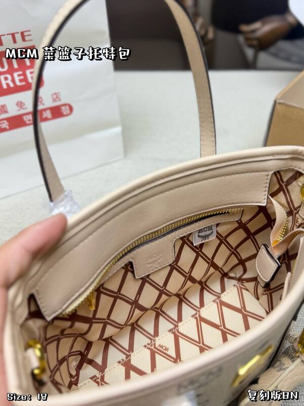 MCM Toni Visetos shoulder bag — AAA Quality Replica