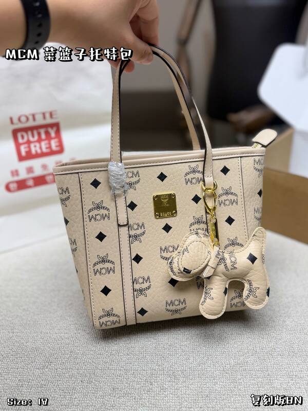 MCM Toni Visetos shoulder bag — 1:1 Replica