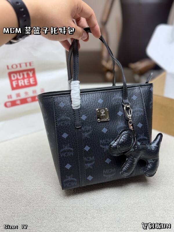 MCM Toni Visetos shoulder bag — 1:1 Replica