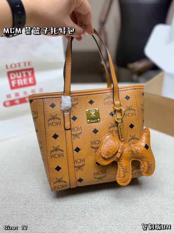 MCM Toni Visetos shoulder bag — 1:1 Replica