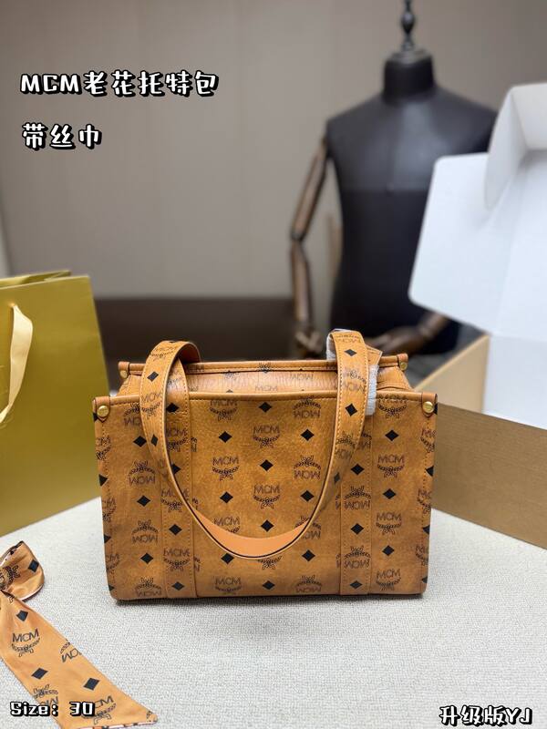 MCM Monogram shoulder bag — Top Quality Replica
